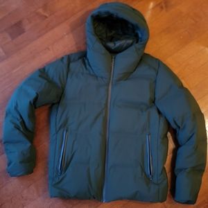 SEAMLESS DOWN PARKA (3D CUT)